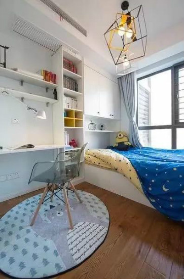 榻榻米床尾装什么柜好